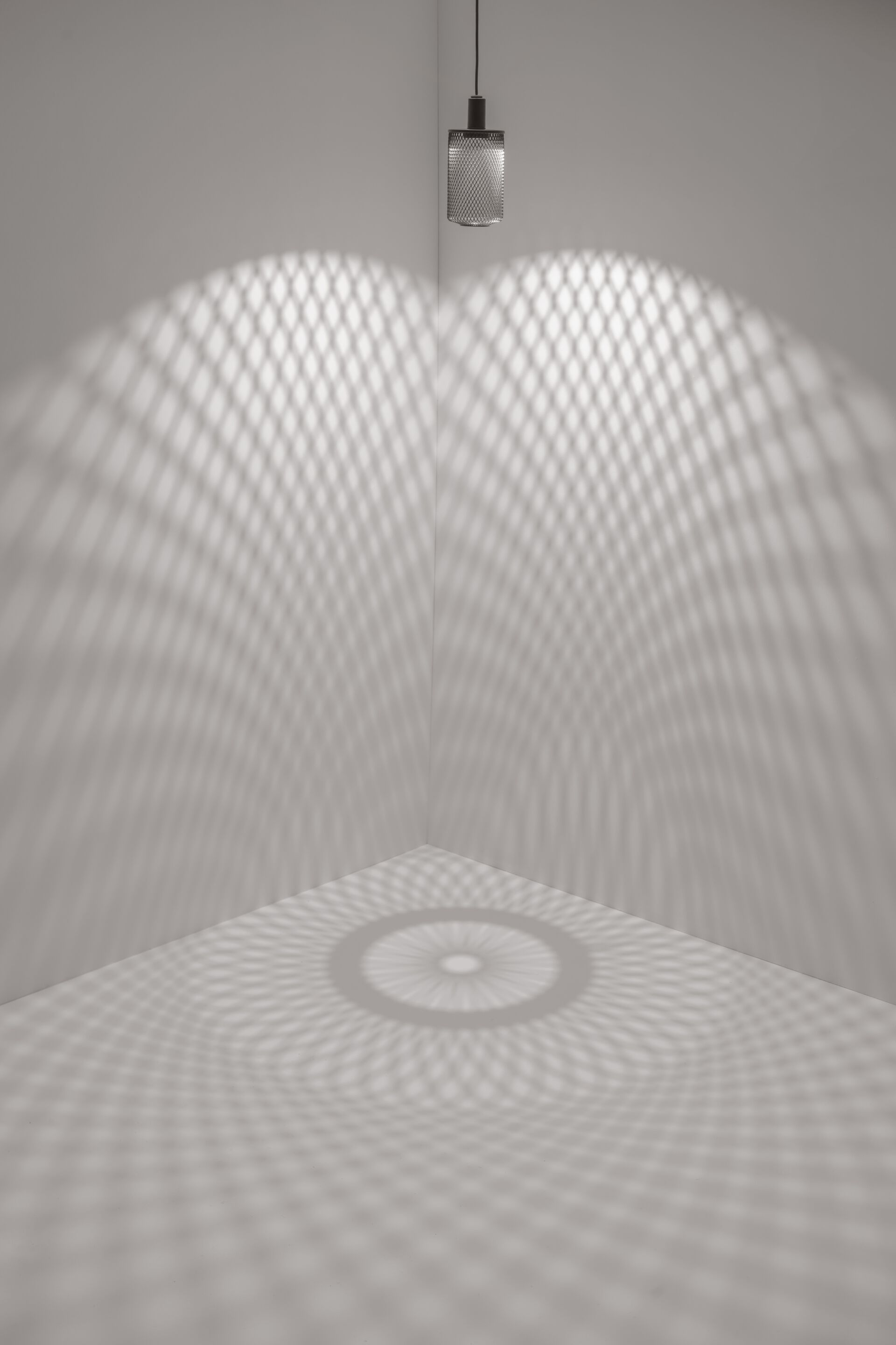 Алюминиевый и стальной светодиодный открытый подвесной светильник Platek Astral Trellis ARCH-00023297 - Вид №3