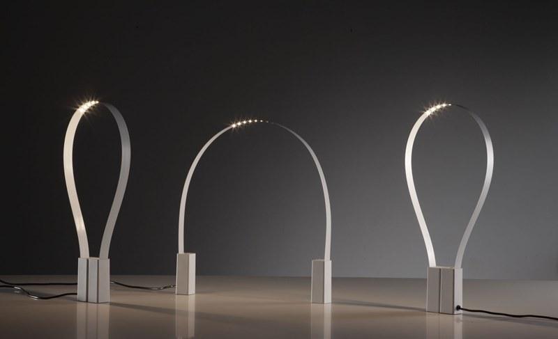 Martinelli Luce Гибкая настольная лампа из алюминия и смолы  823  - Вид №2