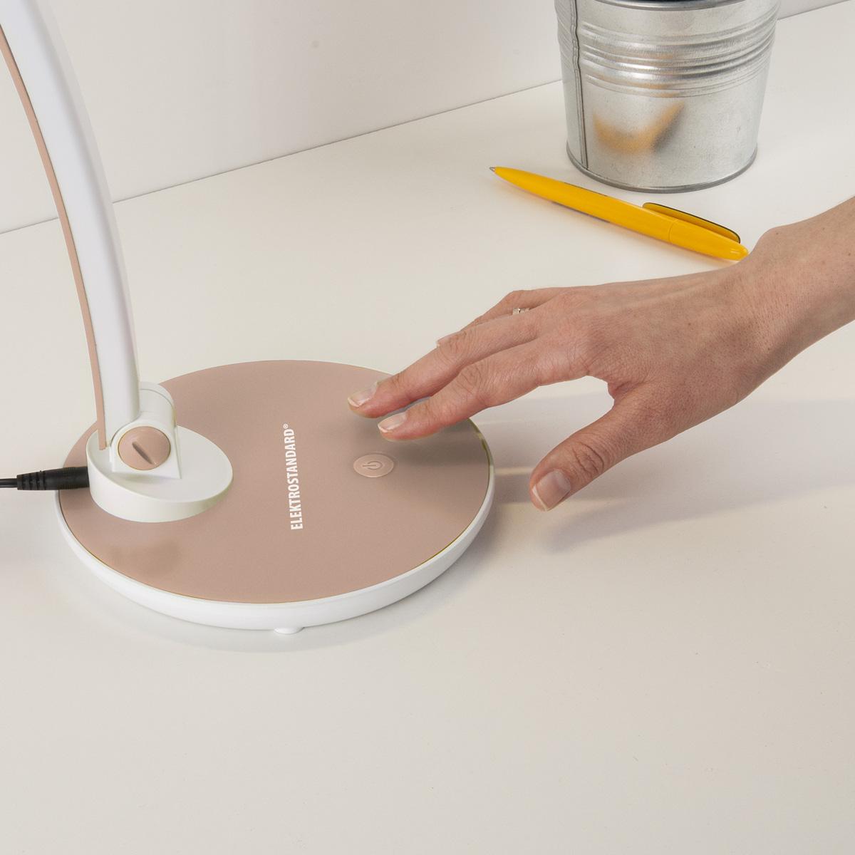 Настольная лампа Elektrostandard Gander TL90310 4690389105272 ELEKTROSTANDARD КЛАССИЧЕСКИЕ 195528 Золото  - Вид №2