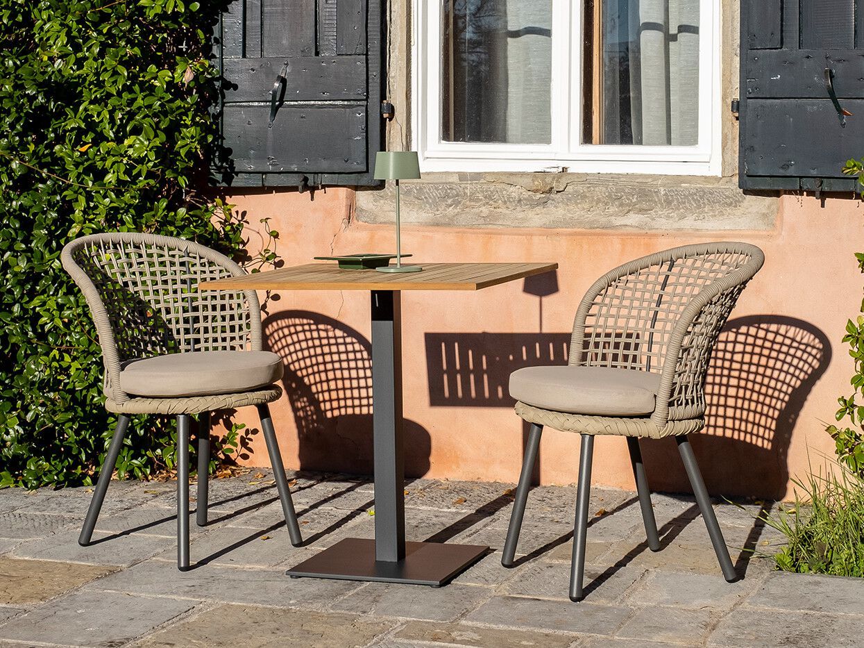 Квадратный садовый стол DRIGANI плоская поверхность ARCH-00130445