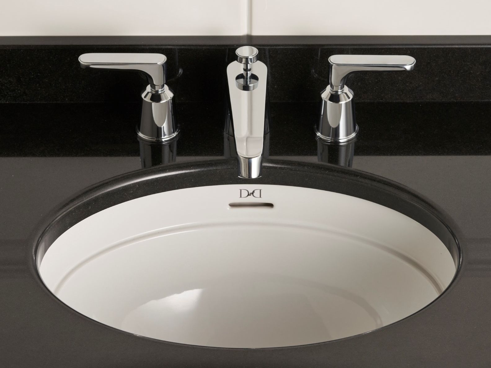 Смеситель для раковины с 3 отверстиями Devon&Devon Twenties ARCH-00098972 - Вид №2