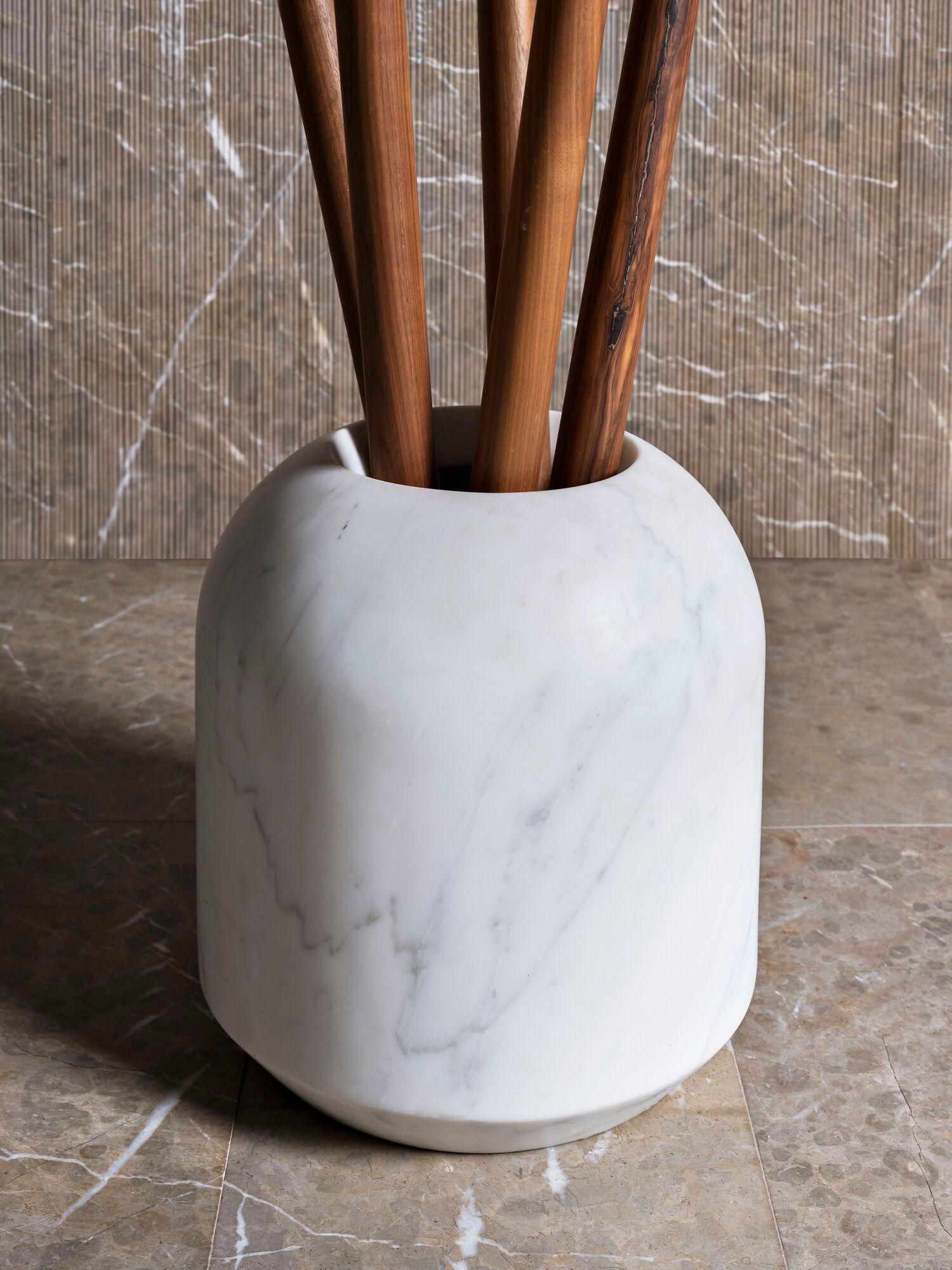 Напольная вешалка из дерева и мрамора LUCE DI CARRARA AROMA ARCH-00117793 - Вид №3