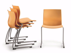 Пластиковый консольный штабелируемый стул