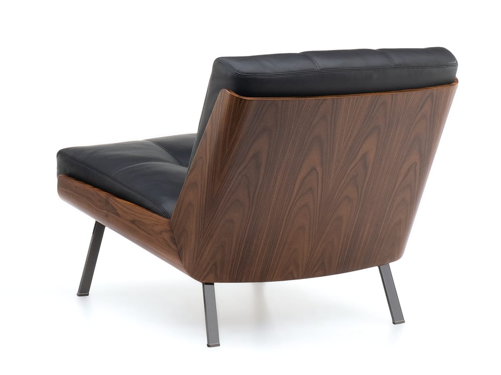 Кожаное кресло с деревянным корпусом Minotti Daiki ARCH-00103275