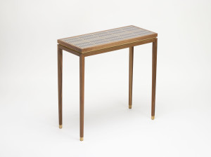 Деревянная консоль