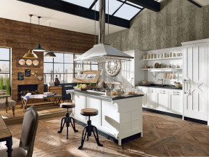 Лакированная оборудованная кухня с островом