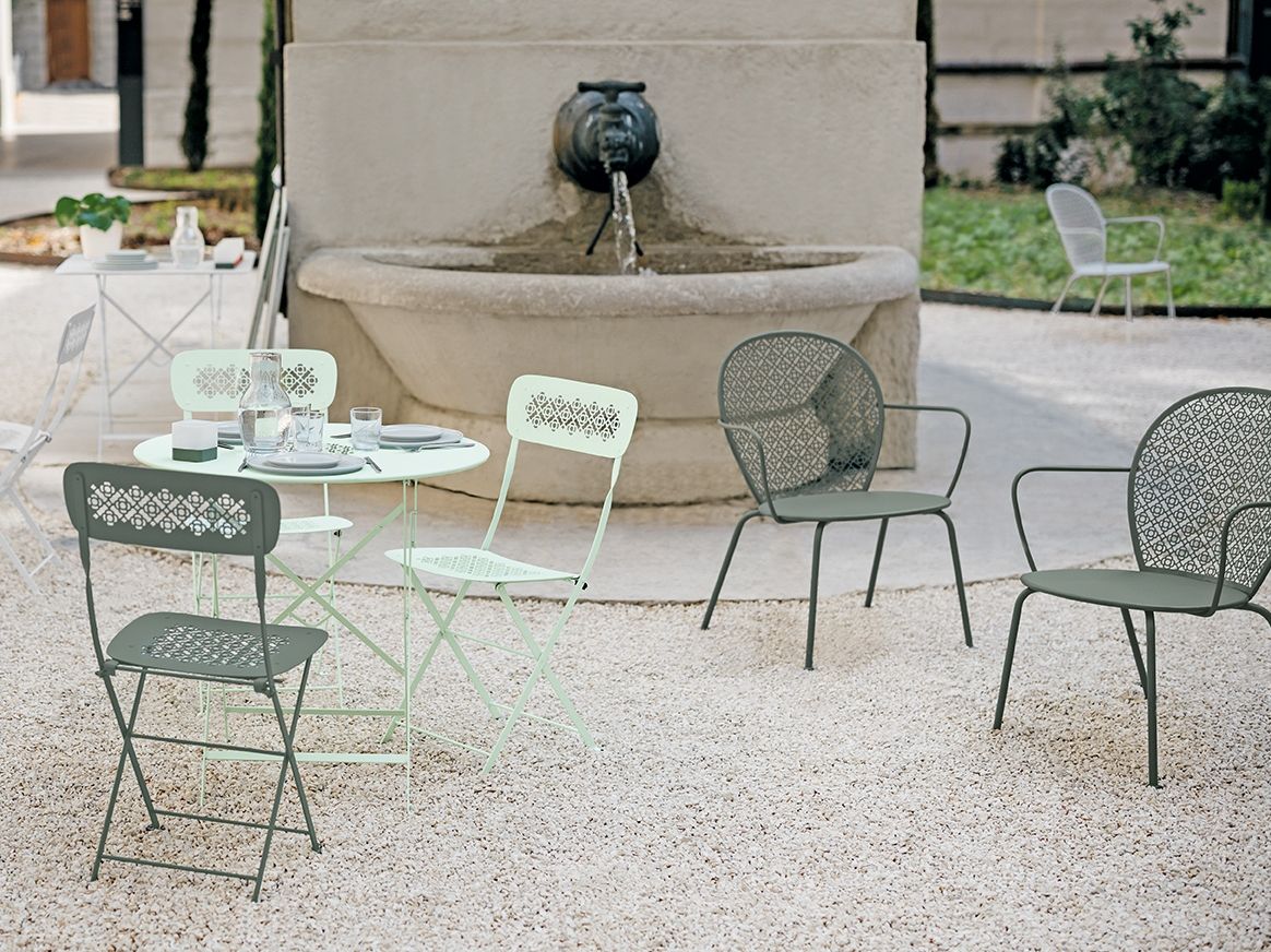 Стальной штабелируемый садовый стул с подлокотниками Fermob Lorette ARCH-00047430 - Вид №2