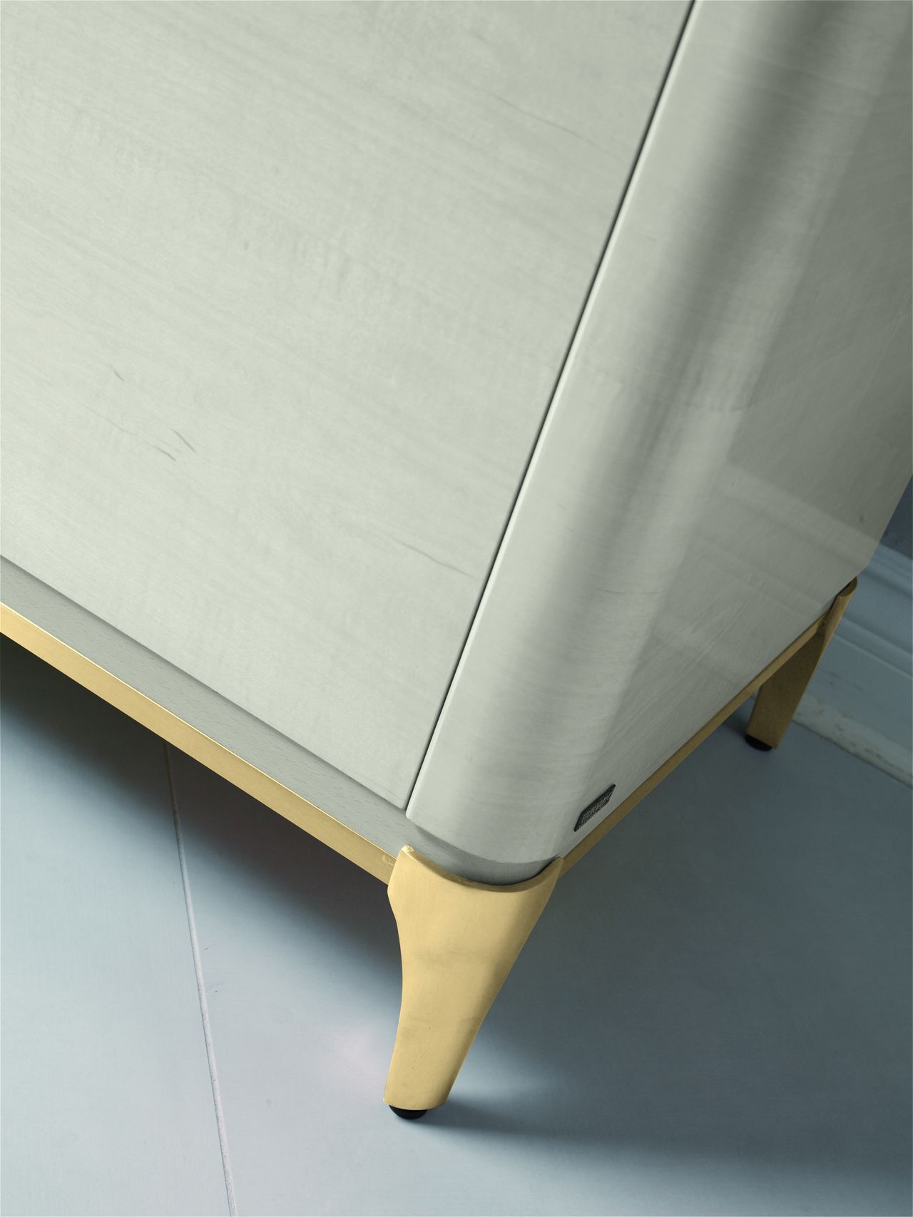 Деревянный шкаф с распашными дверцами и ящиками Hurtado Evolution ARCH-00102059 - Вид №3