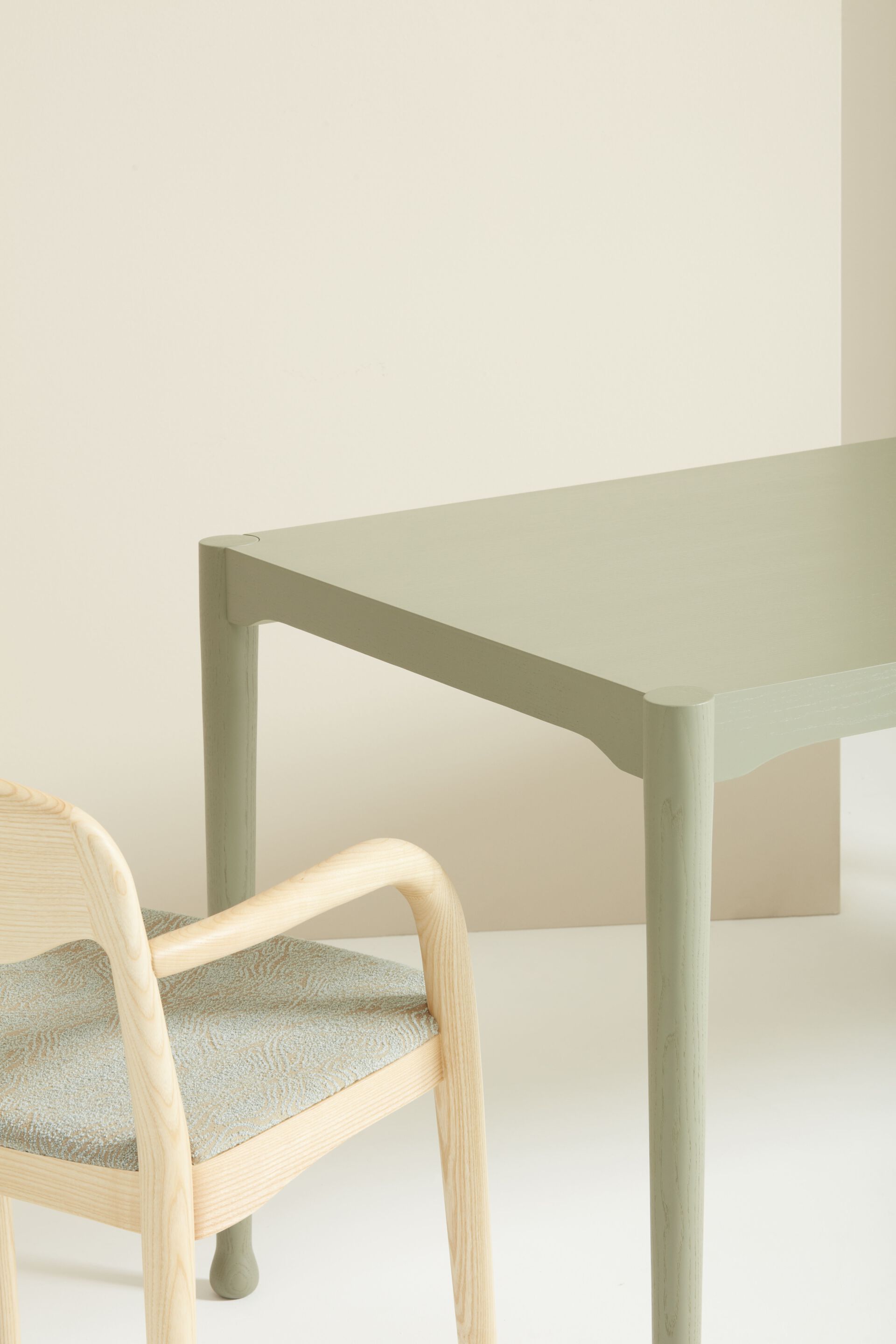 Прямоугольный обеденный стол из ясеня Billiani Frisée ARCH-00066704 - Вид №2