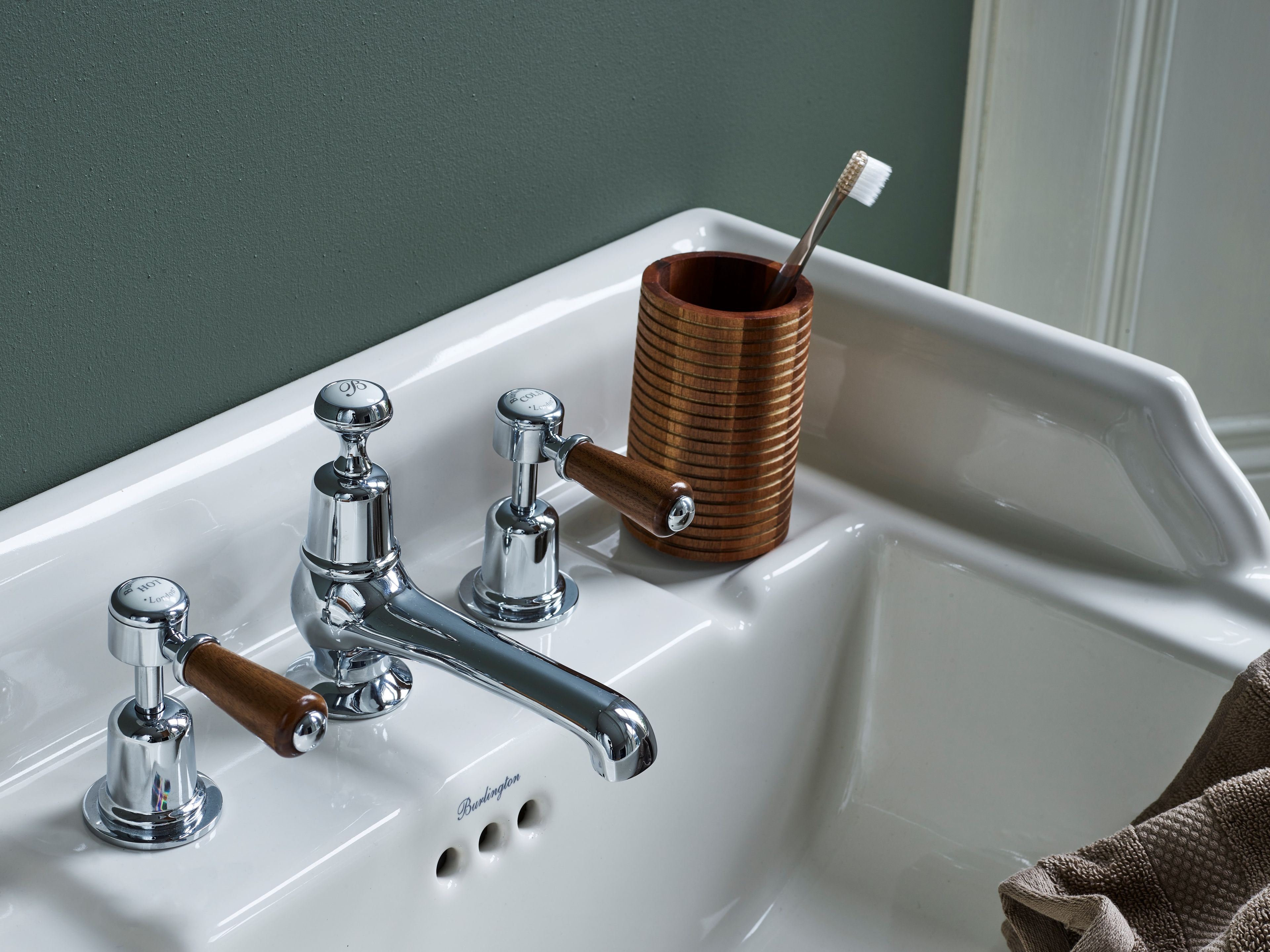 Прямоугольный умывальник из стекла на колонне Burlington Эдвардианская ARCH-00134895 - Вид №12