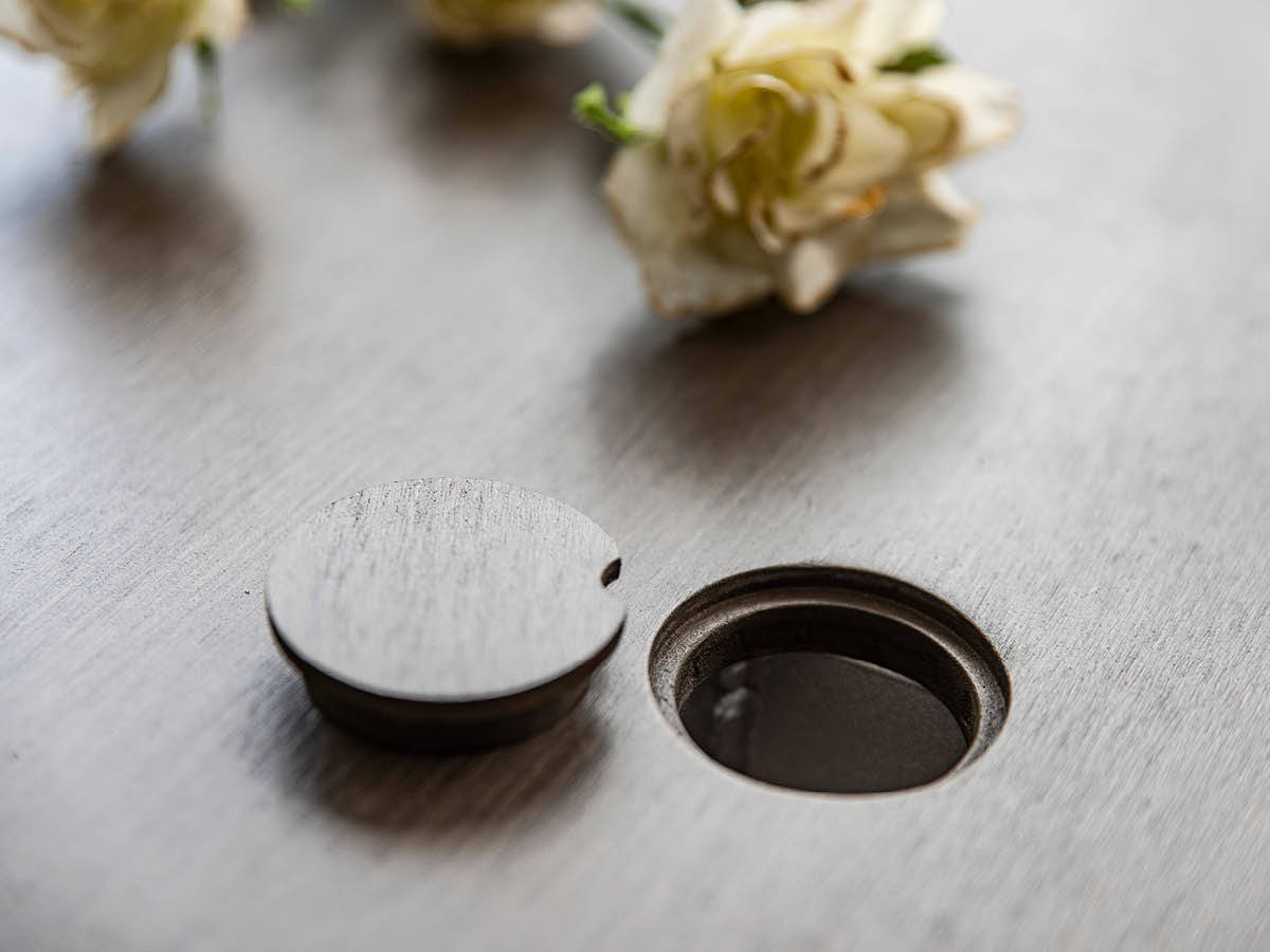 60.00.0353 Стол Кеннеди из нержавеющей стали / серый камень с отверстием для сетки 160 x 90 Mbm  - Вид №3