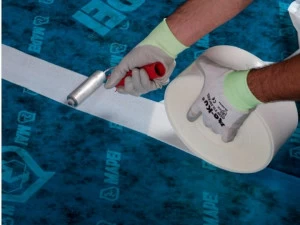 MAPEI Клейкая лента из вспененного полиэтилена с закрытыми порами