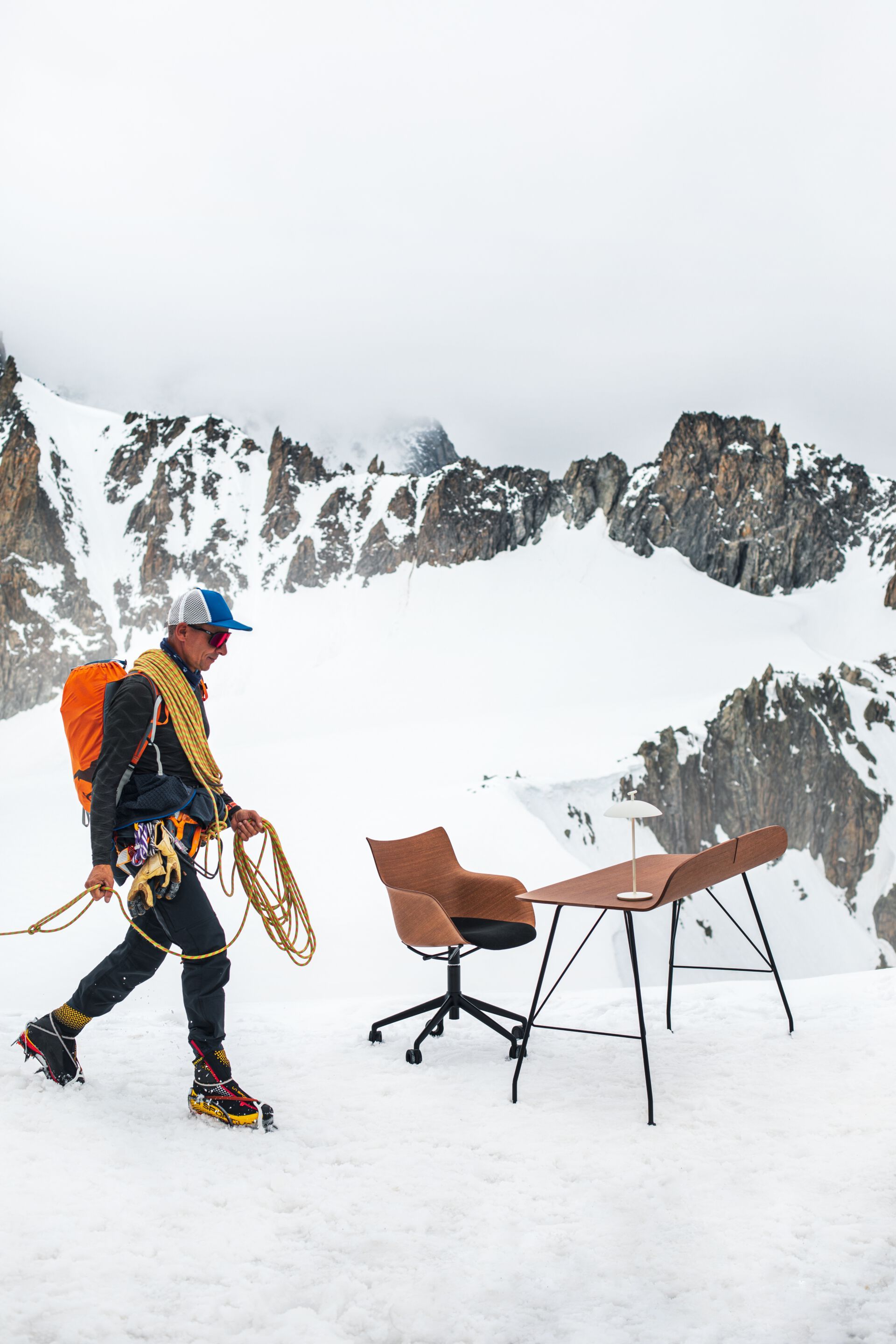 Деревянный письменный стол Kartell EARL OF WOOD ARCH-00064061 - Вид №2