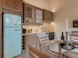 Кухня на заказ с ручками