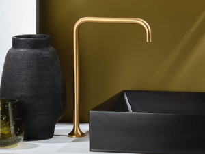 Дозирующий носик для столешницы для умывальника