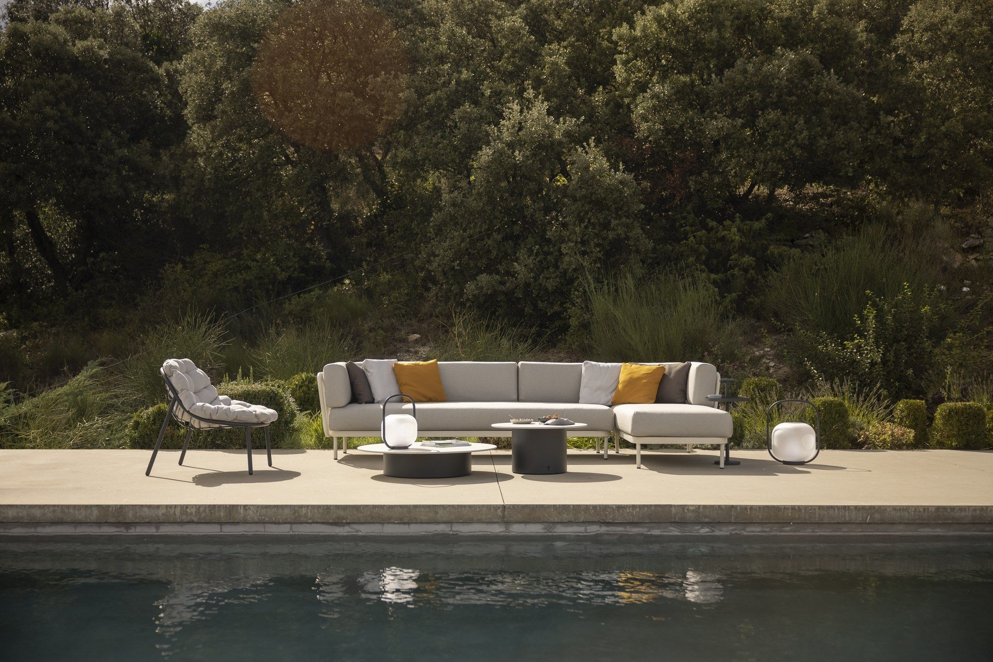 Круглый журнальный столик из нержавеющей стали Todus Albus ARCH-00071508 - Вид №7