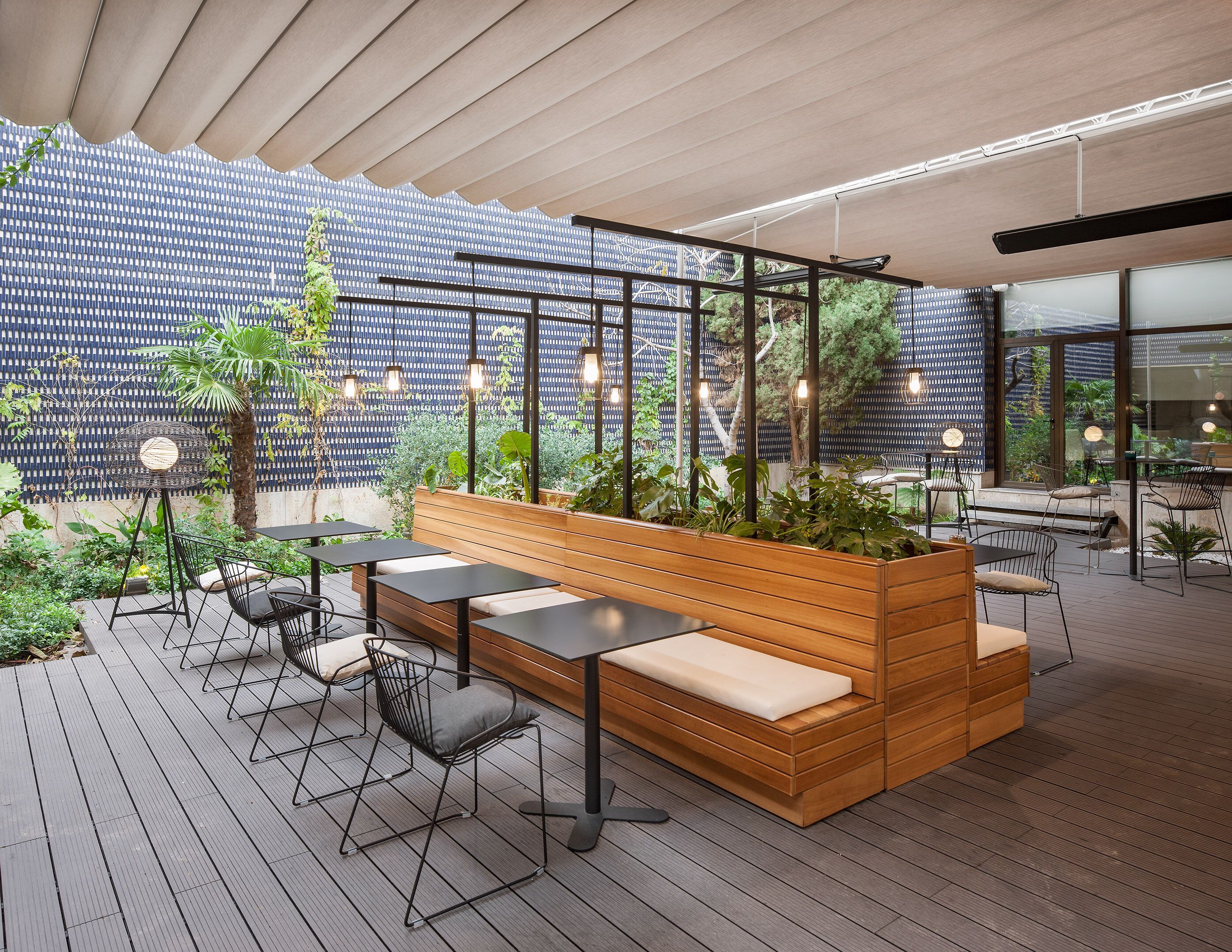 Квадратный садовый стол из оцинкованной стали iSimar Антиб ARCH-00106266 - Вид №2