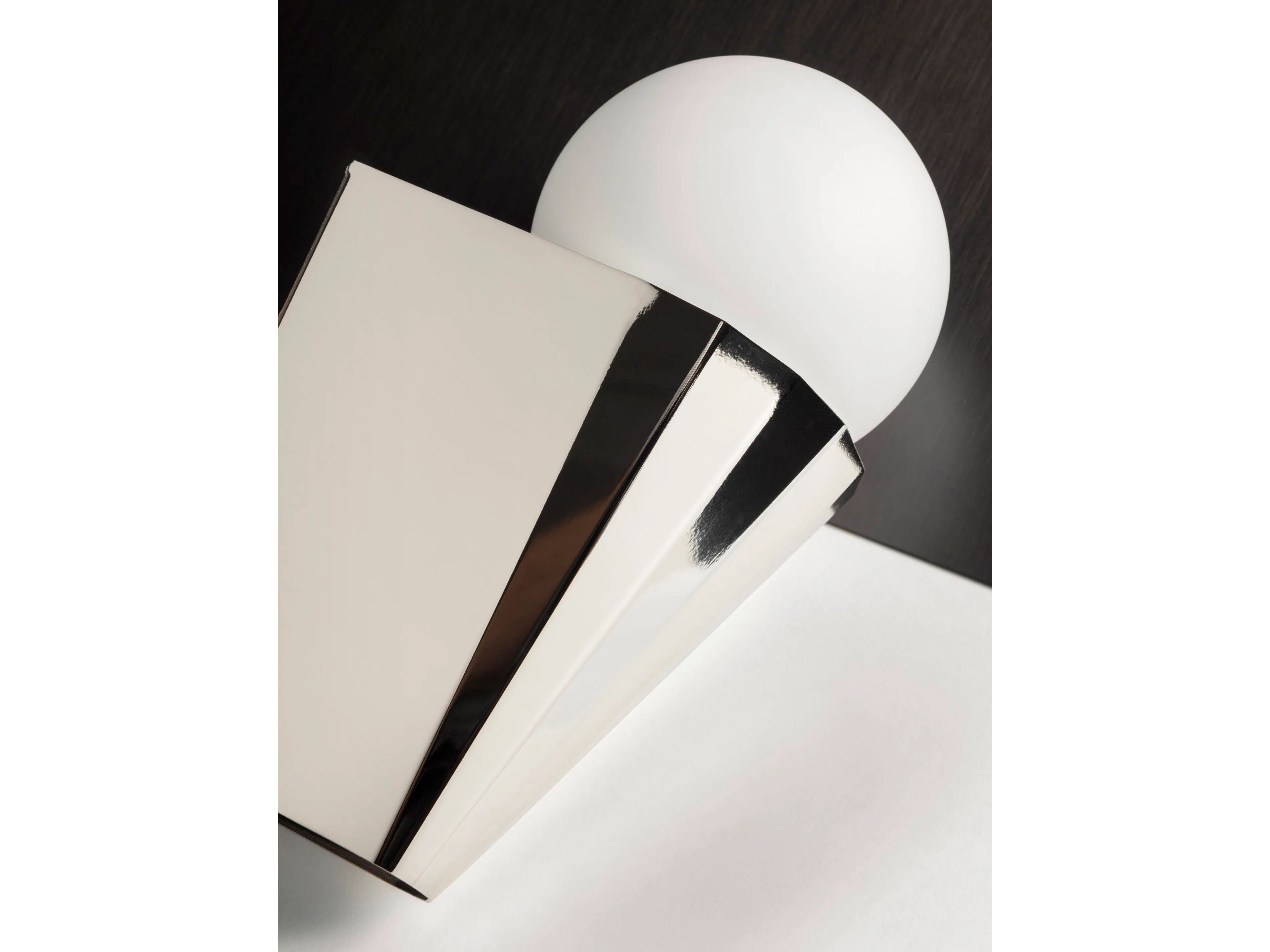 Латунный светодиодный настенный светильник CVL Luminaires Cornet ARCH-00043979 - Вид №2