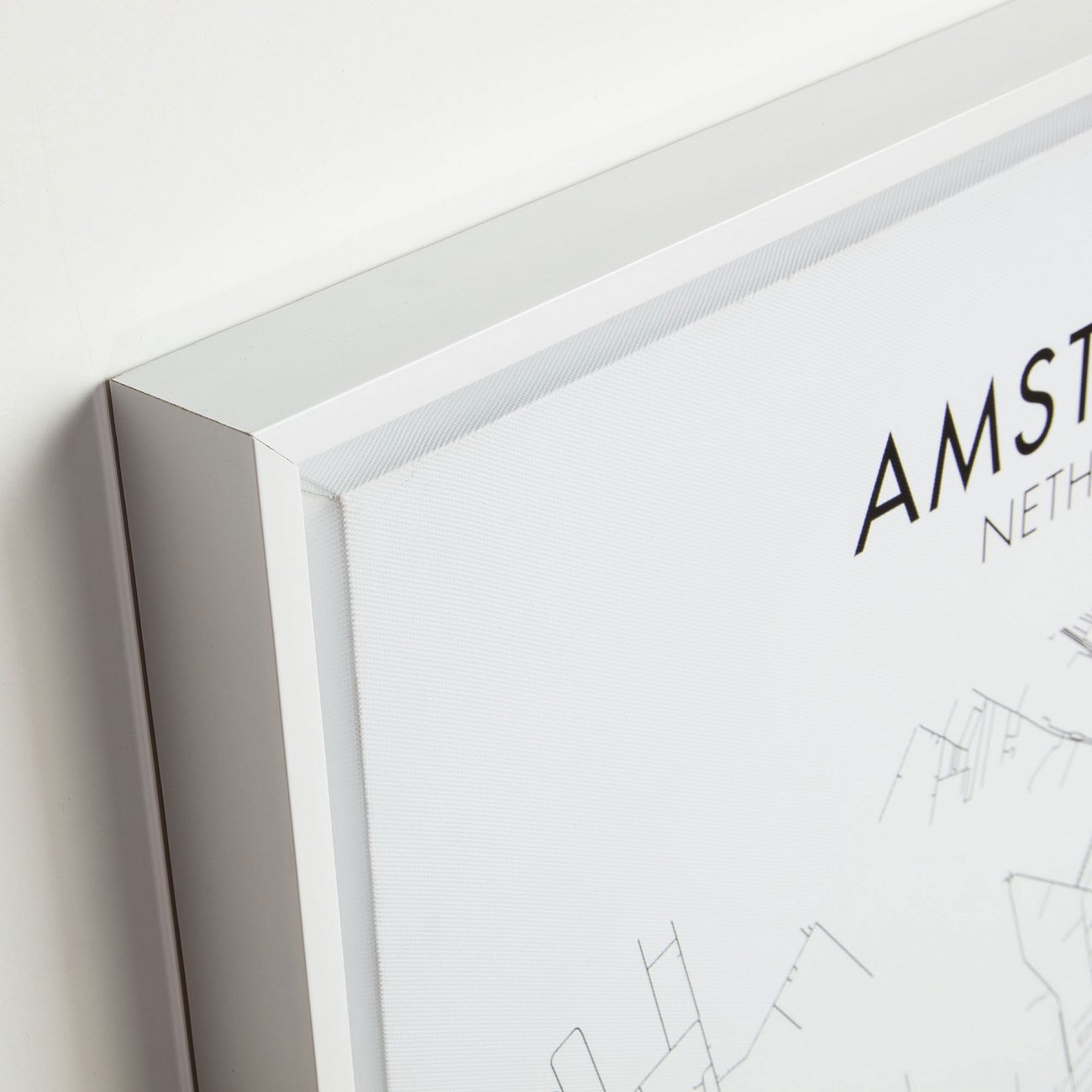 Картина на холсте 70х50 см белая Uptown Amsterdam от La Forma LA FORMA UPTOWN 343092 Белый;черный  - Вид №1