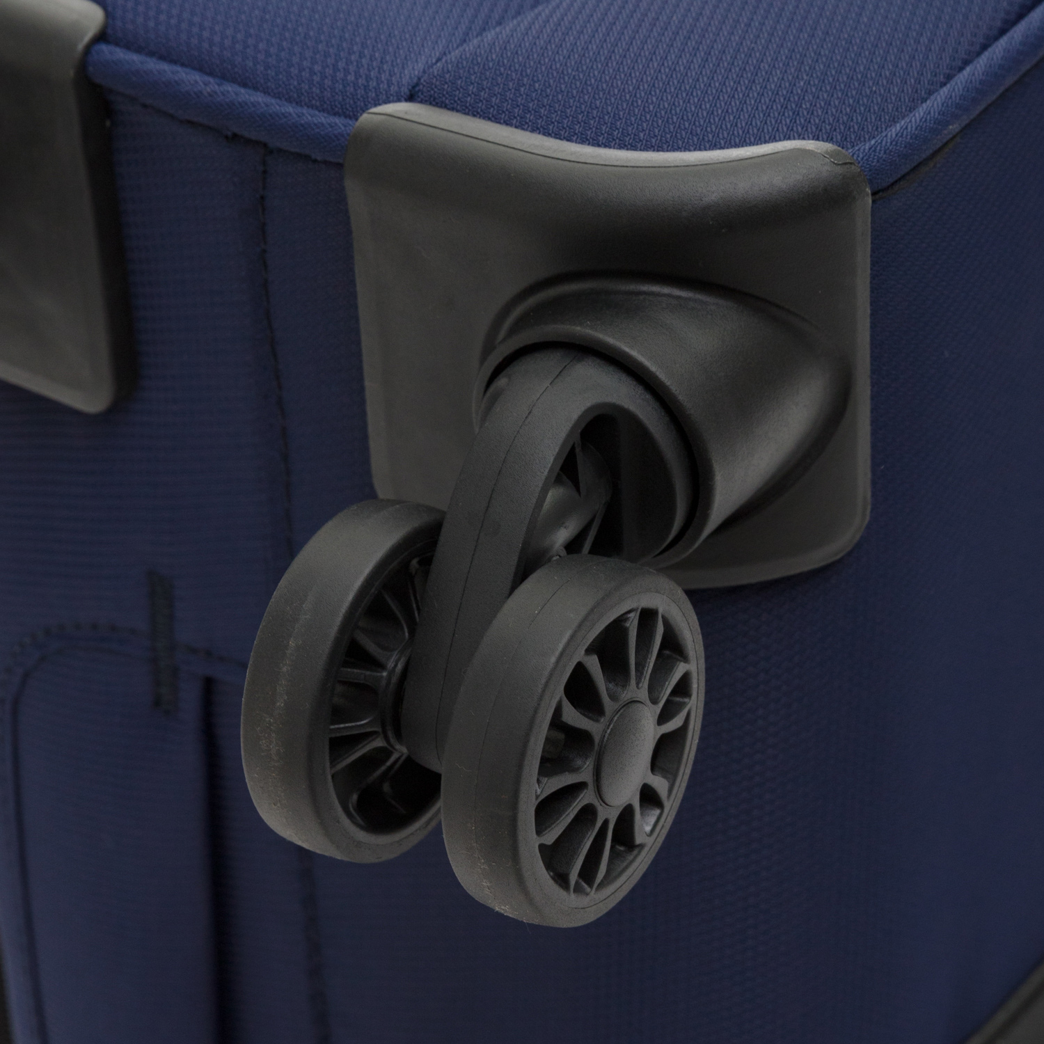 M3834-04-52 Чемодан M3834*52 S March Exploration  - Вид №4