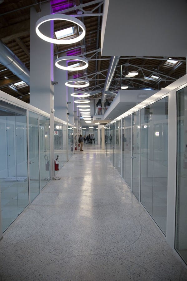 Алюминиевый подвесной светильник Martinelli Luce Lunaop ARCH-00090200 - Вид №11