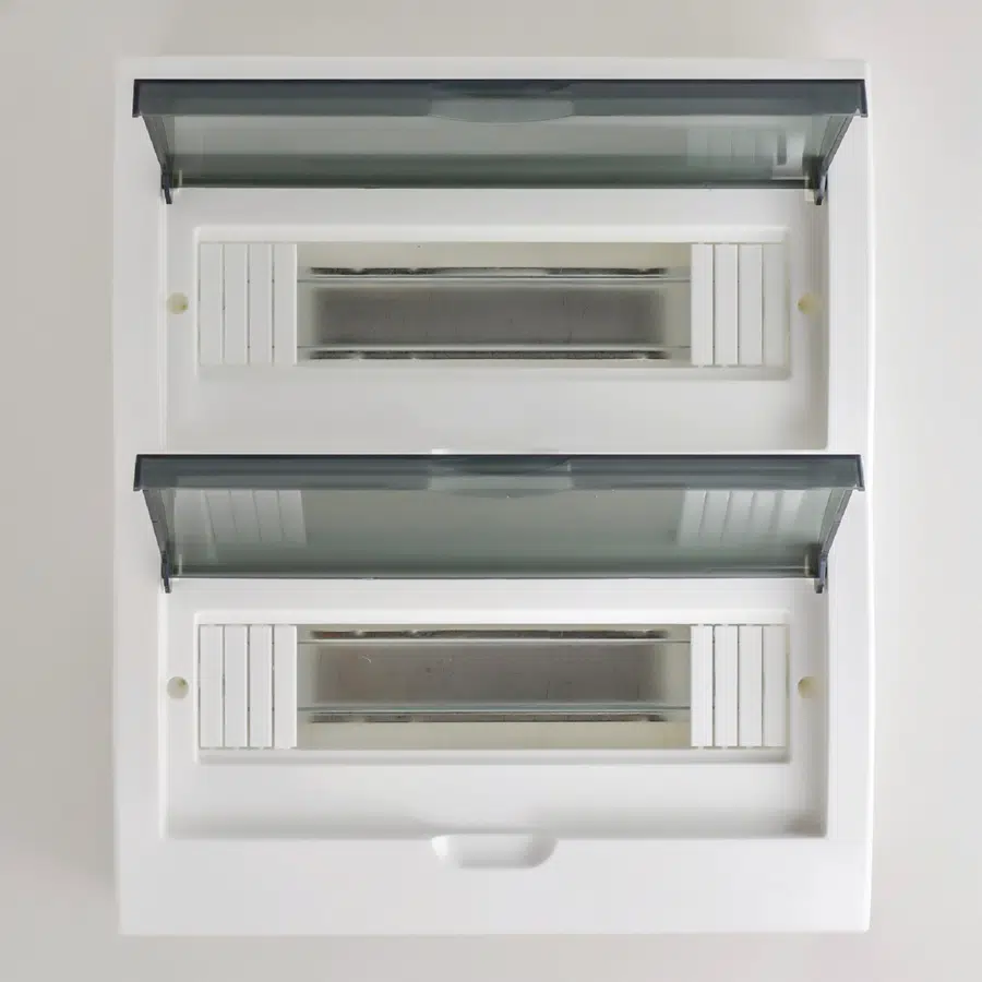 LUXRAY Боксс прозрачной крышкой ЩРН-П-24 для наружной установки LEZARD 731-2000-024 - Вид №3