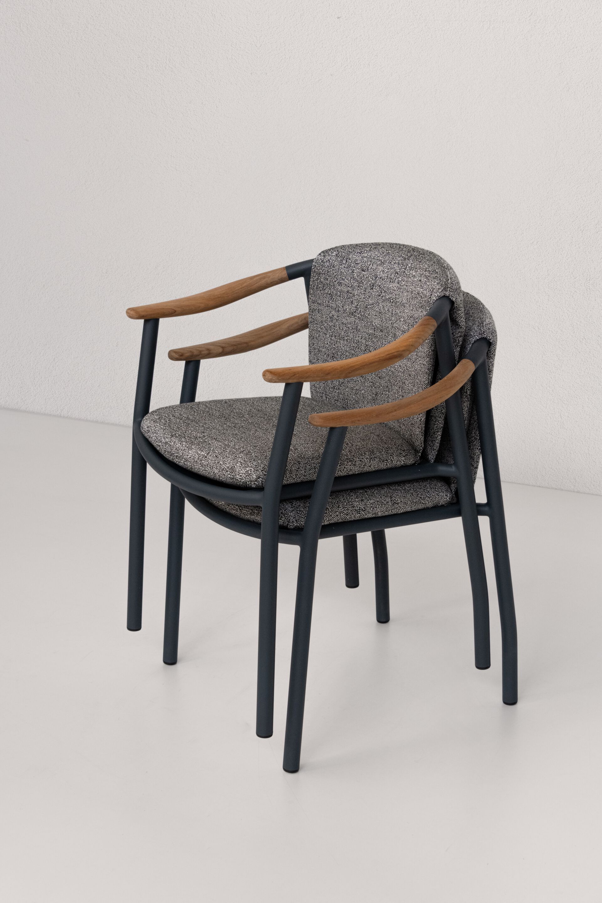 Штабелируемый садовый стул с подлокотниками Potocco SOLAR 961/P ARCH-00074220 - Вид №1