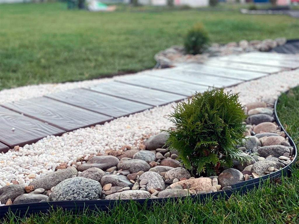 Садовый бордюр "Манго" ПП 38 мм, чёрный, 10 метров ГеоПластБорд GPBST-35 - Вид №1