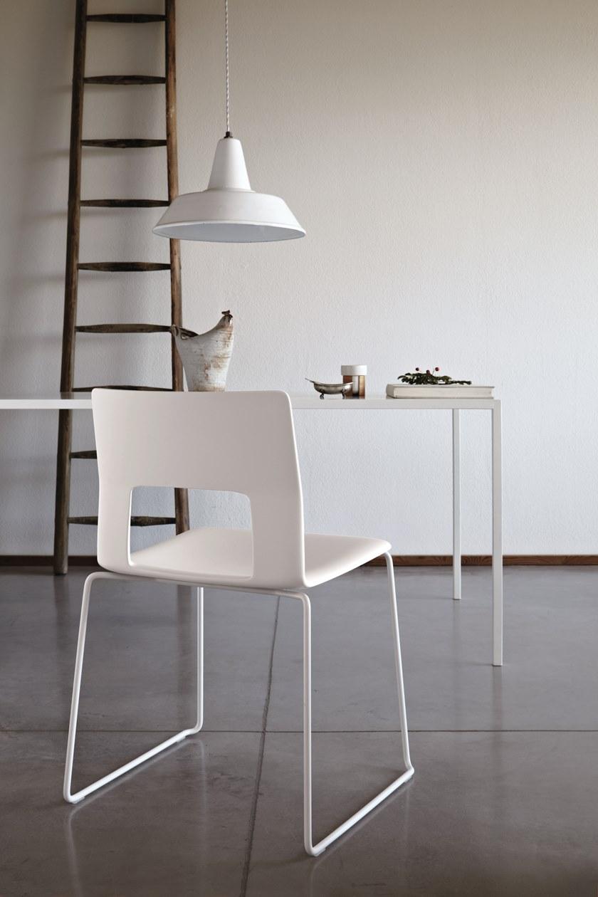 Desalto Стул для салазок из сплава baydur® Kobe 572 - Вид №1