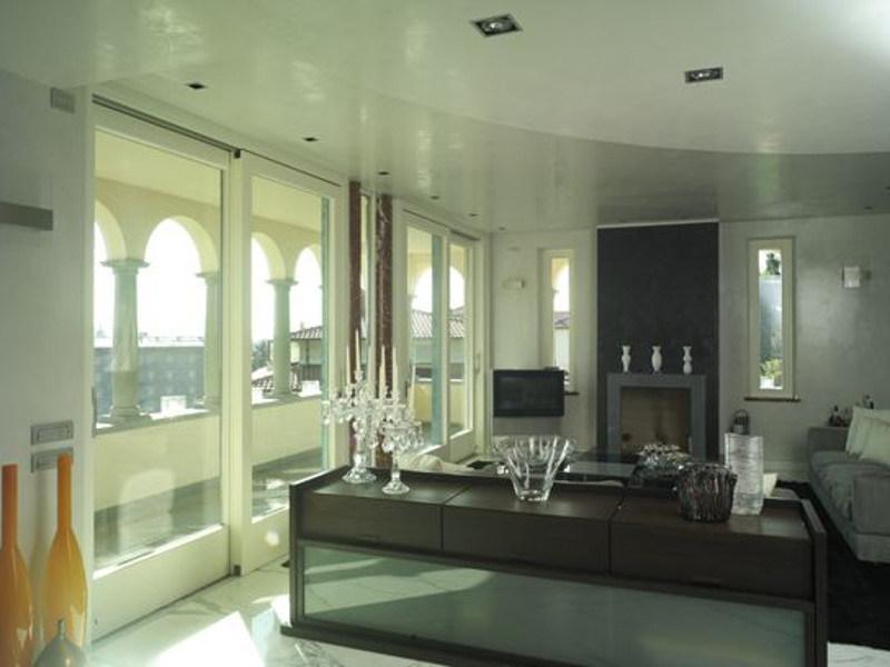 CARMINATI SERRAMENTI Подъемно-раздвижная французская дверь из дерева-бронзы Alu 90 bronze sun-id-1386726 - Вид №4