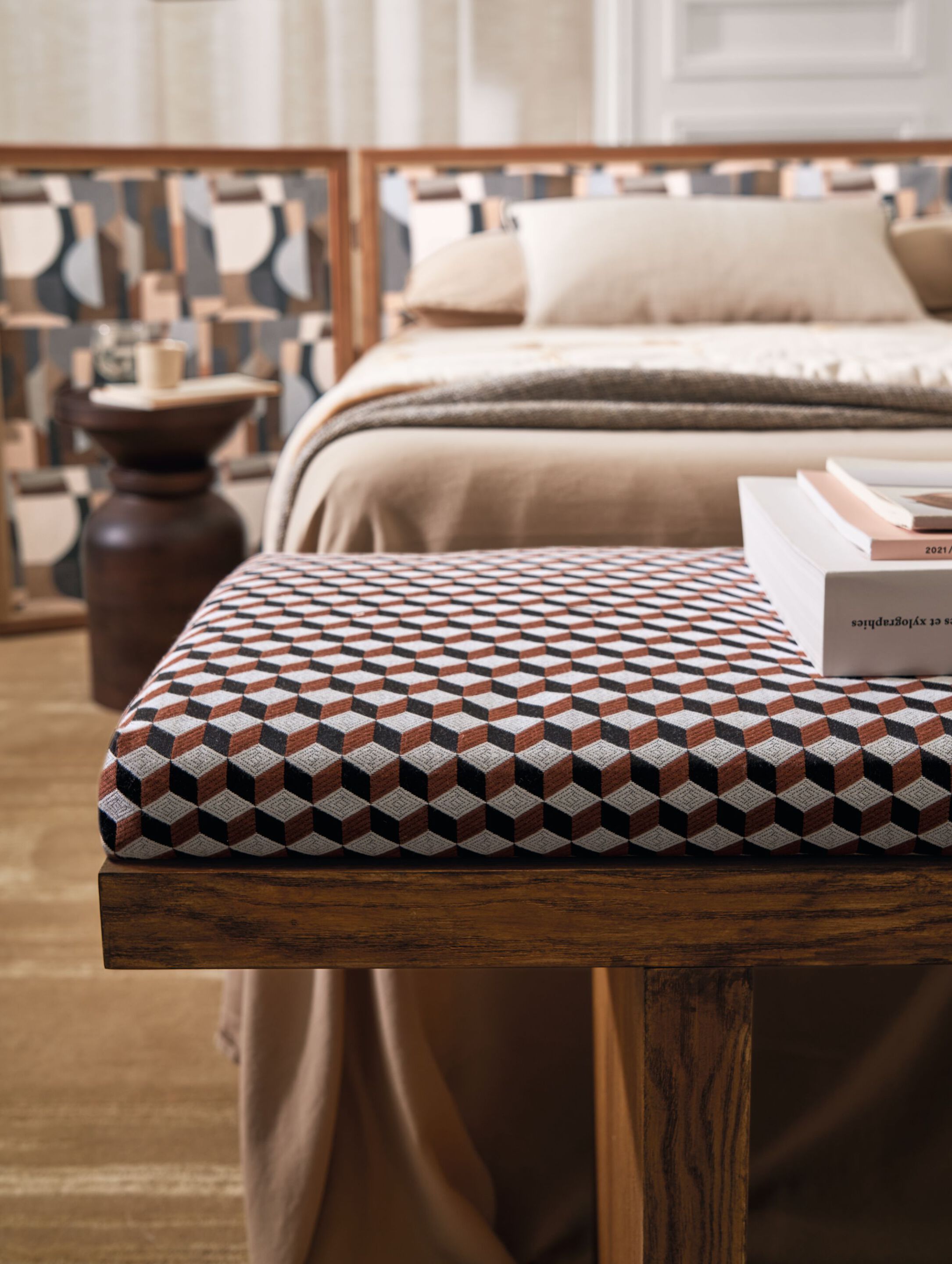 Жаккардовая ткань с графическим рисунком Casamance Avant première ARCH-00072070 - Вид №1