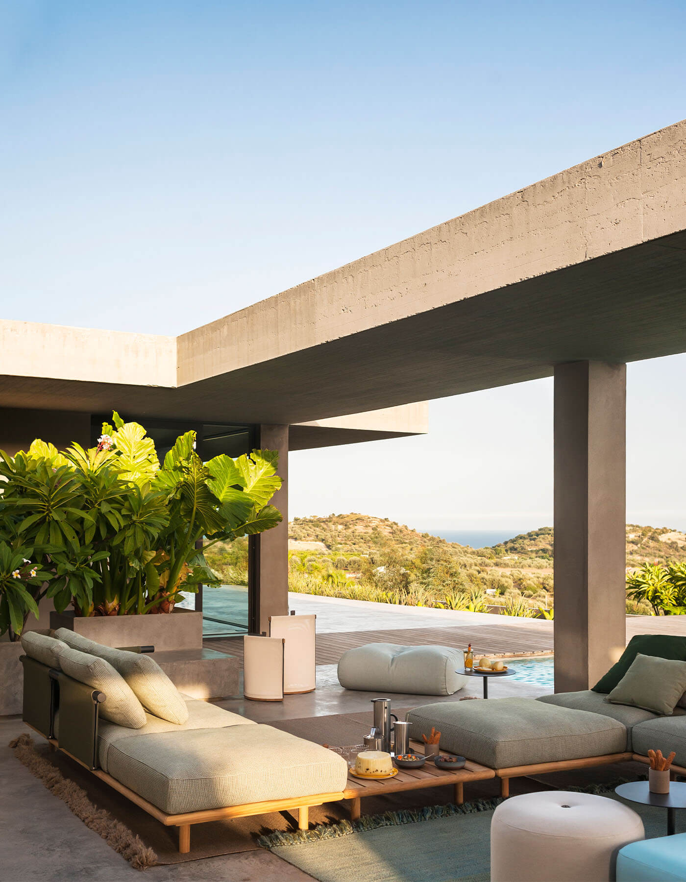 Угловой садовый диван Batyline® на 5 мест RODA ARCH-00095242 - Вид №3