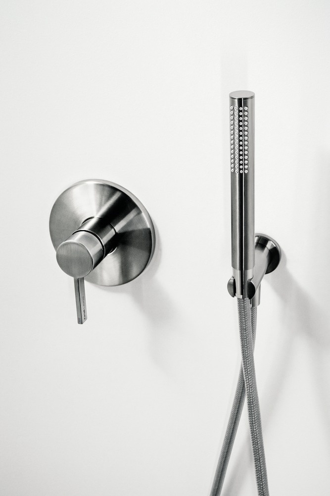 H3639800901521 Держатель для душа с выпускным отверстием, хромированная матовая нержавеющая сталь PVD LAUFEN PRO - Вид №1