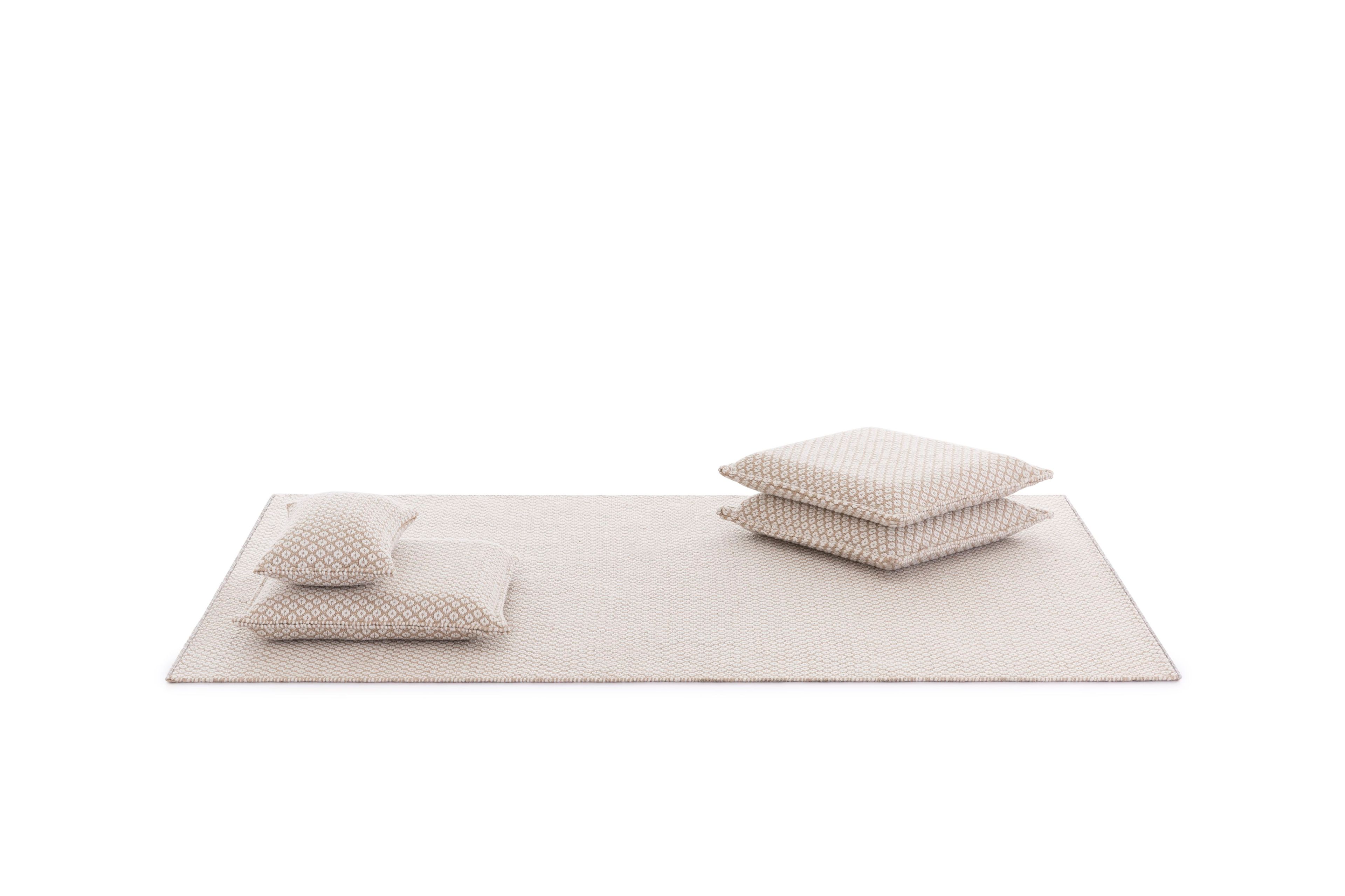 Рециркулированный прямоугольный ковер любимчика GAN Nomad ARCH-00045022 - Вид №1