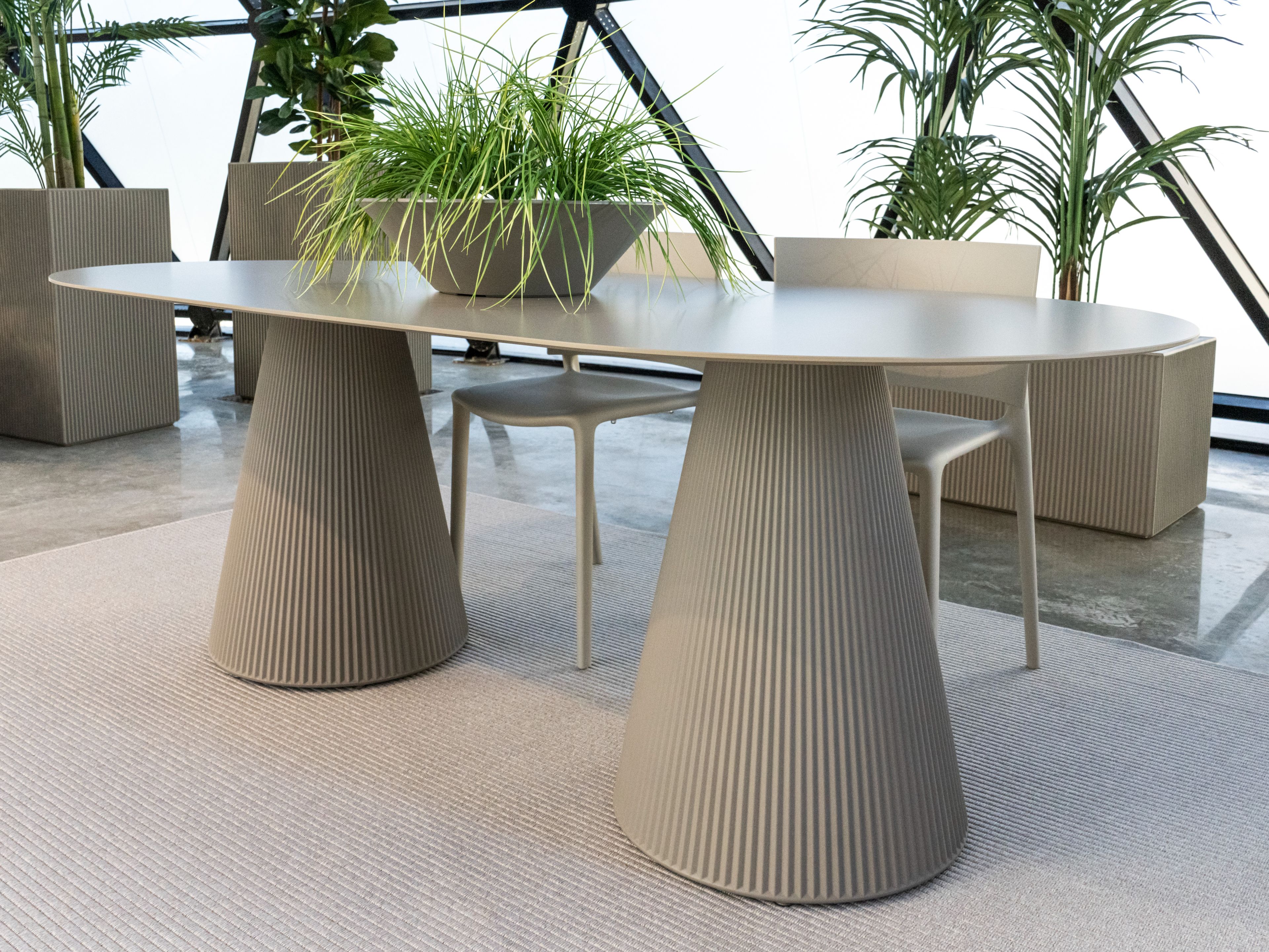 Садовый стол Vondom Гэтсби ARCH-00147193