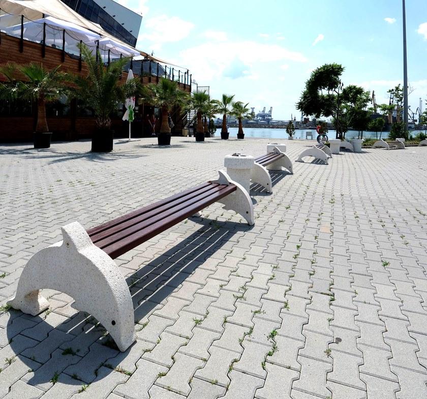 ENCHO ENCHEV - ETE Скамейка из бетона и дерева без спинки  8  - Вид №5