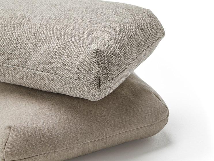 Viccarbe Квадратная подушка из гусиного пуха  Di48  - Вид №3