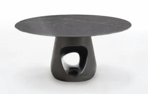Casamania & Horm Овальный или круглый стол из мрамора и бетона Barbara