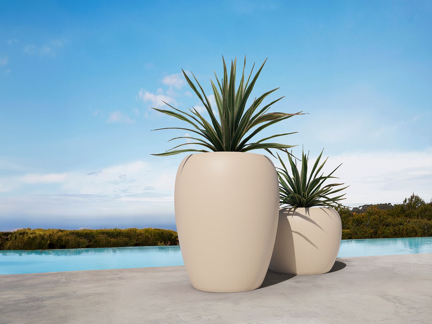 Яркий низкий садовый горшок Vondom ARCH-00100936 - Вид №1