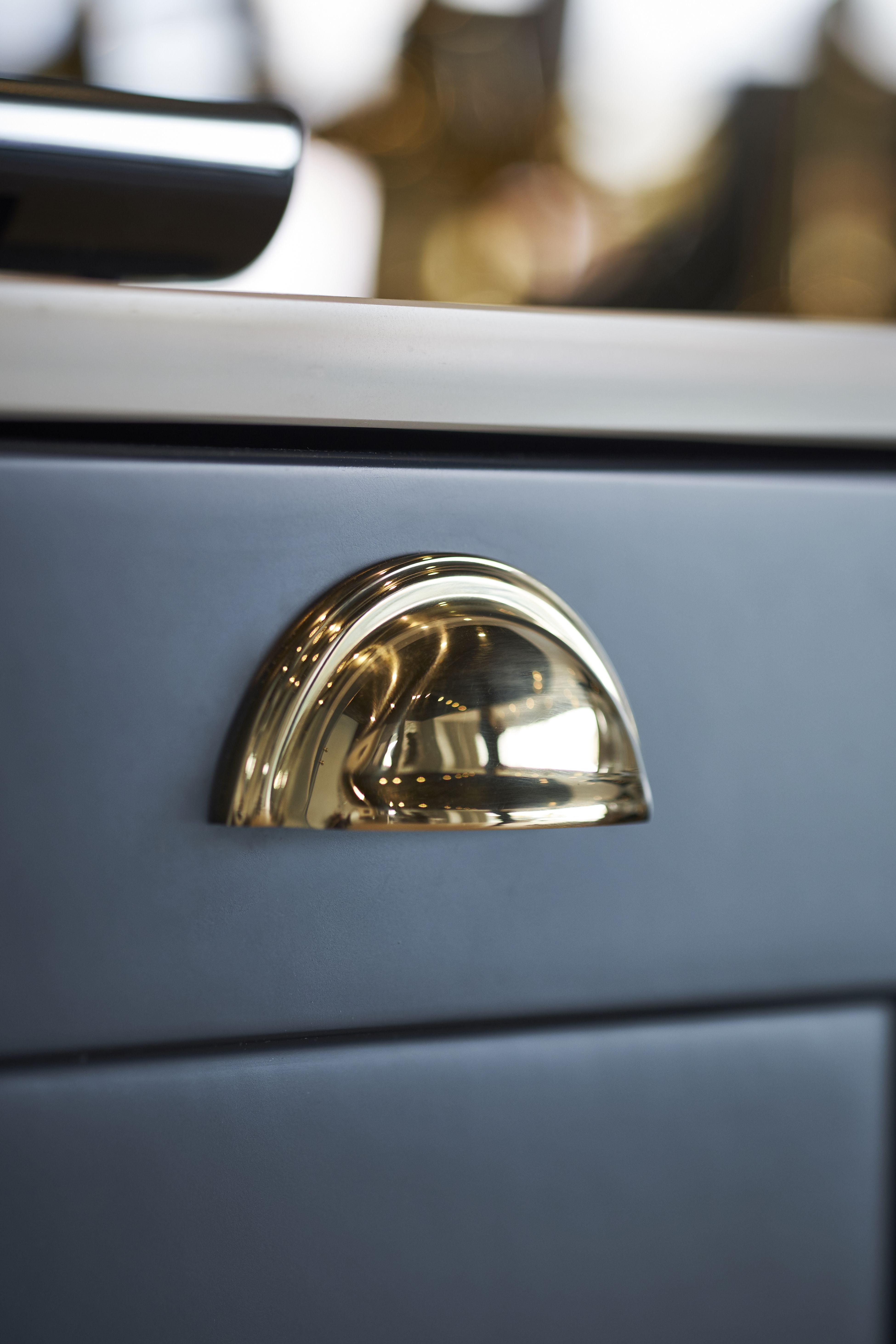 6055 Ручка для ящика для мебели Shell Traditional Perrinandrowe - Вид №2