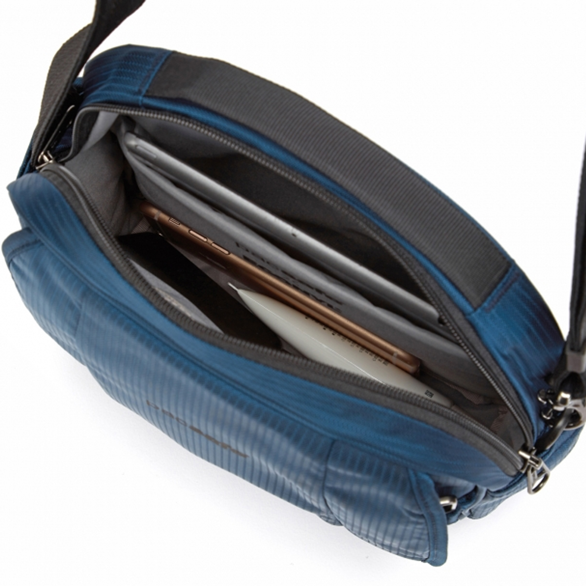40116641 Сумка LS200 Anti-Theft Medium Crossbody PacSafe Metrosafe  - Вид №3