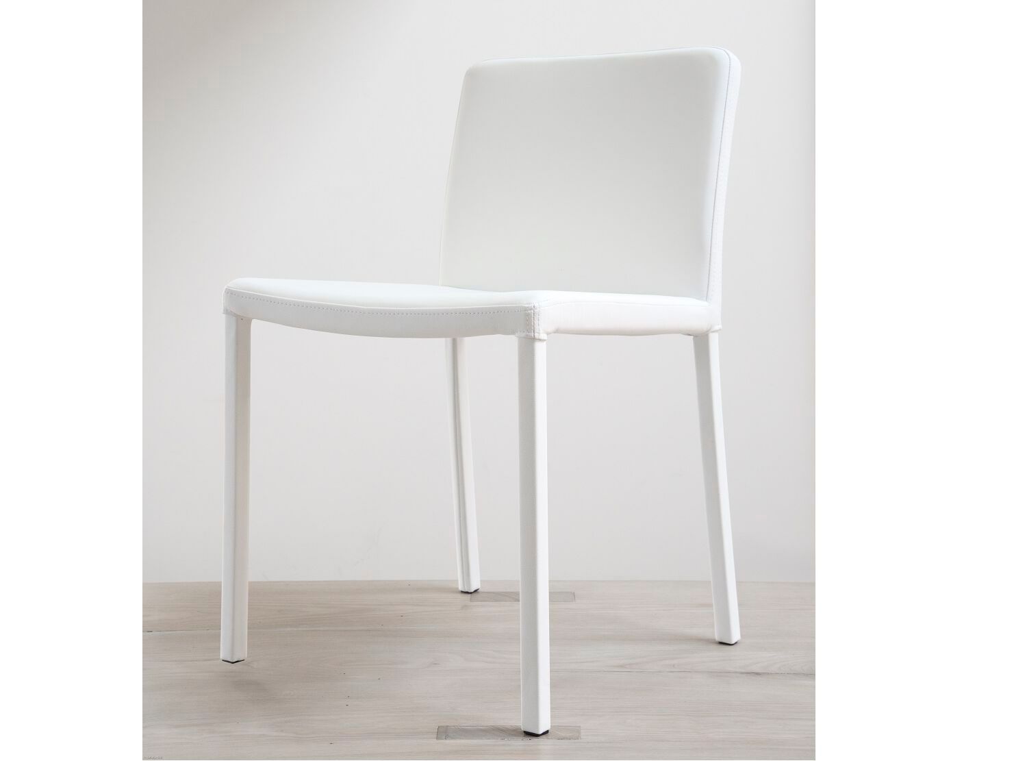 Мягкий стул Fusiontables Saluc ARCH-00109092