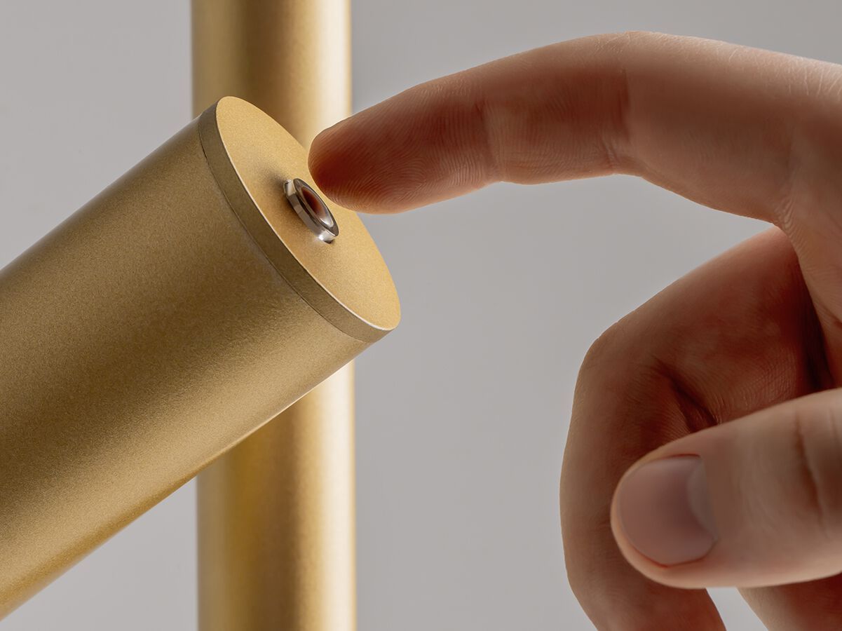 Регулируемая алюминиевая светодиодная напольная лампа Maytoni THIN ARCH-00144094 - Вид №8