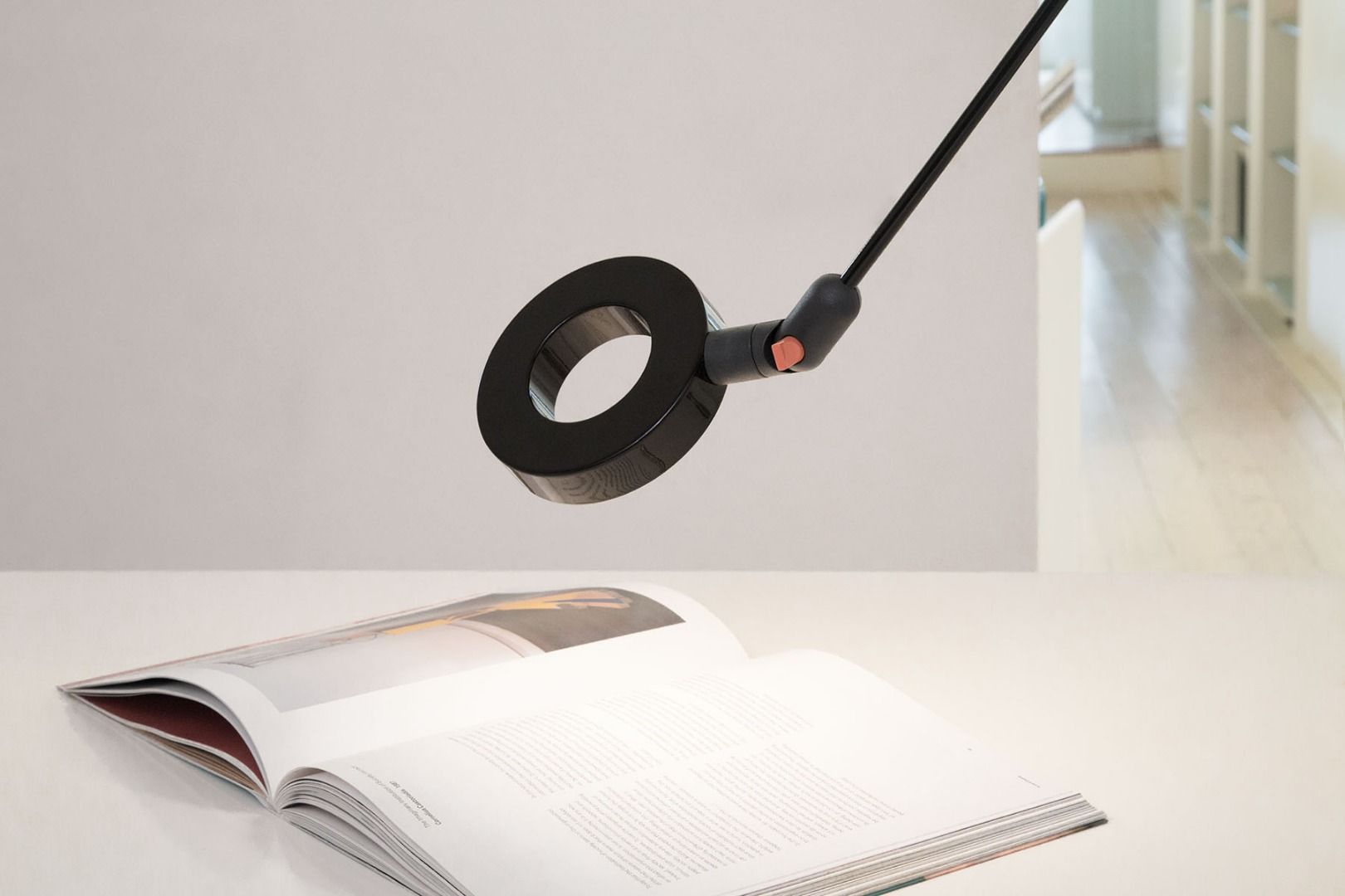 Алюминиевая светодиодная настольная лампа с гибким кронштейном Martinelli Luce l'amica ARCH-00120715 - Вид №8