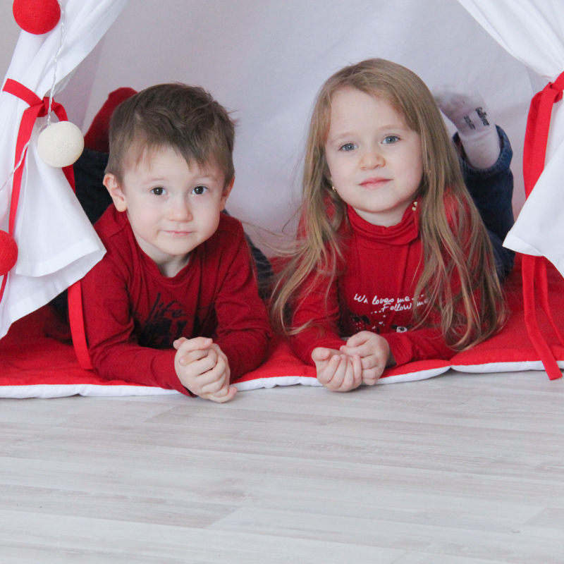 Игровой коврик стеганый Simple Red VAMVIGVAM SIMPLE RED 281597 Красный Santreyd  - Вид №1