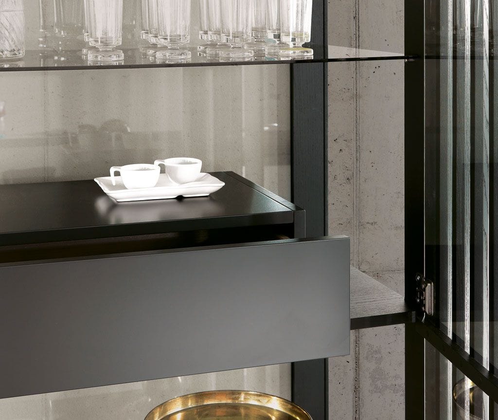 Книжный шкаф / витрина из дерева и стекла Pacini & Cappellini BAY ARCH-00005905