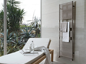 Настенный полотенцесушитель из нержавеющей стали