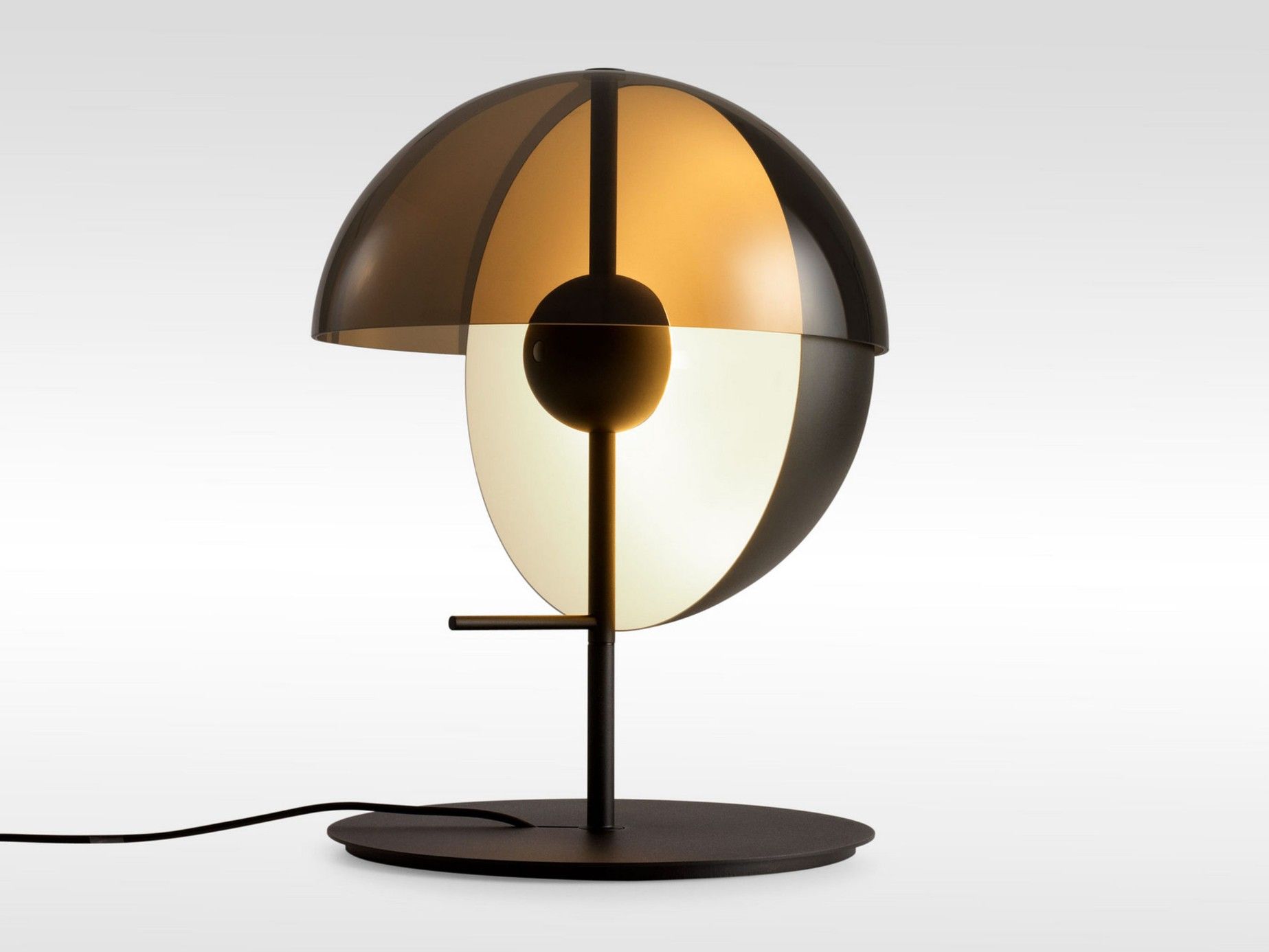 Железная светодиодная настольная лампа Marset Theia ARCH-00025794