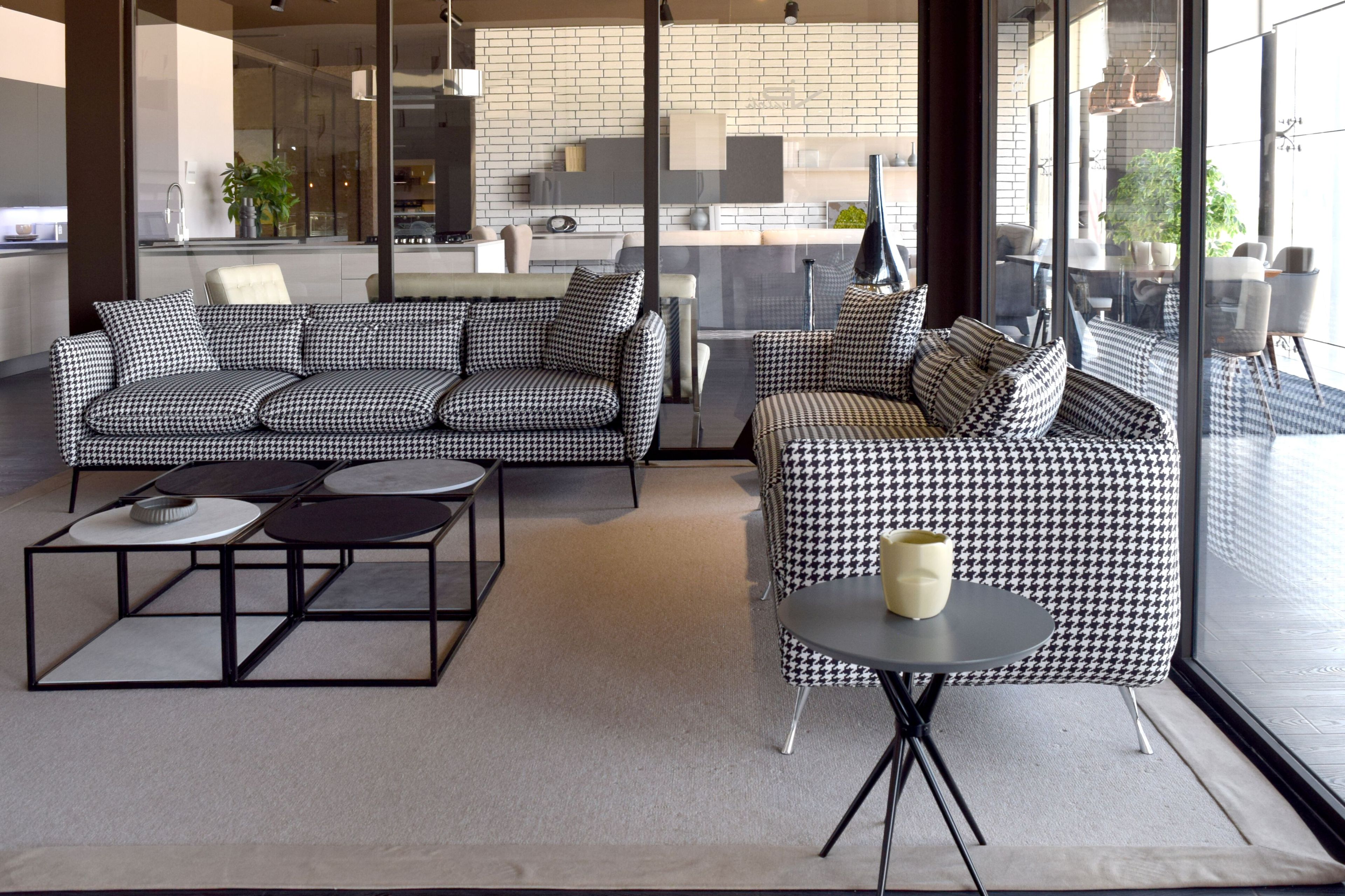 3-местный тканевый диван ABLE Edward ARCH-00030282 - Вид №2