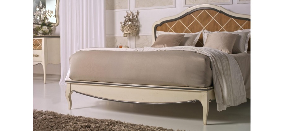 003828 Кровать AM Classic Juliette Santreyd